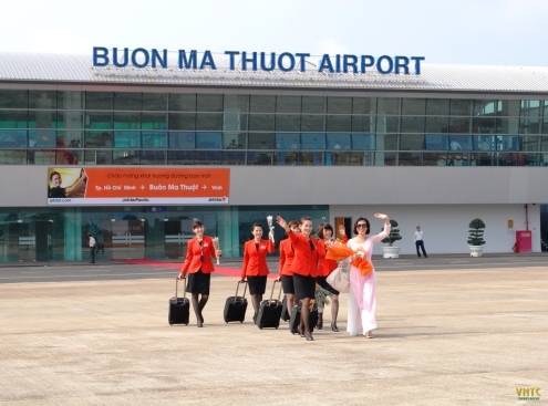Vé máy bay Đắk Lắk đi Hồ Chí Minh